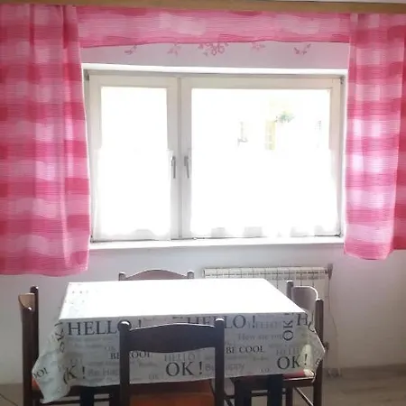 Green Door Apartman Bovec